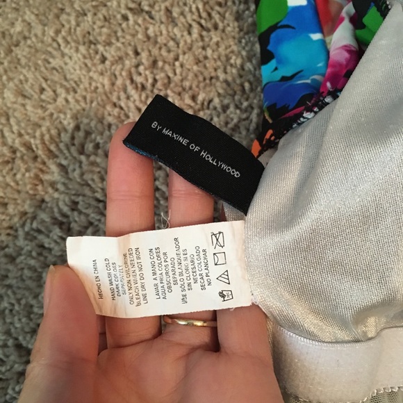 Azul by Maxine of Hollywood
Tropical Print One Piece Faux Swim Skirtini
Size 10 - Picture 12 of 16